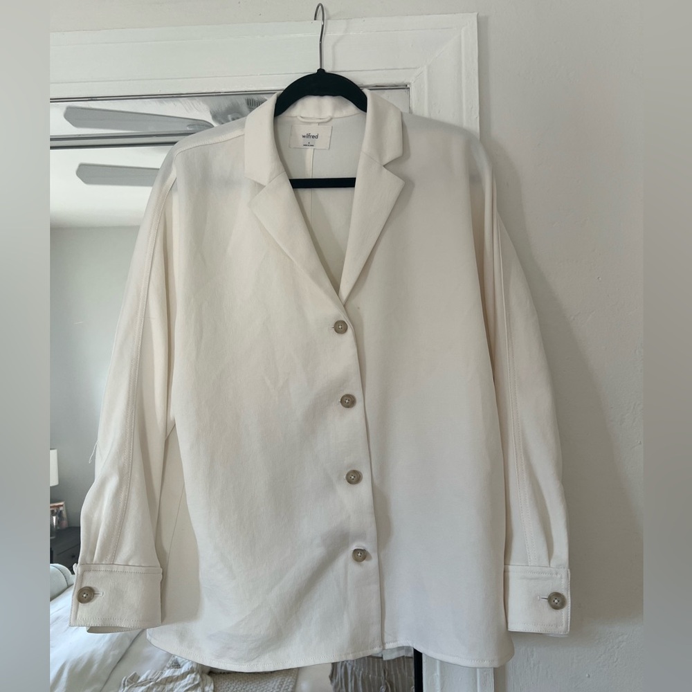 Wilfred Cream Buttoned Shirt Jacket